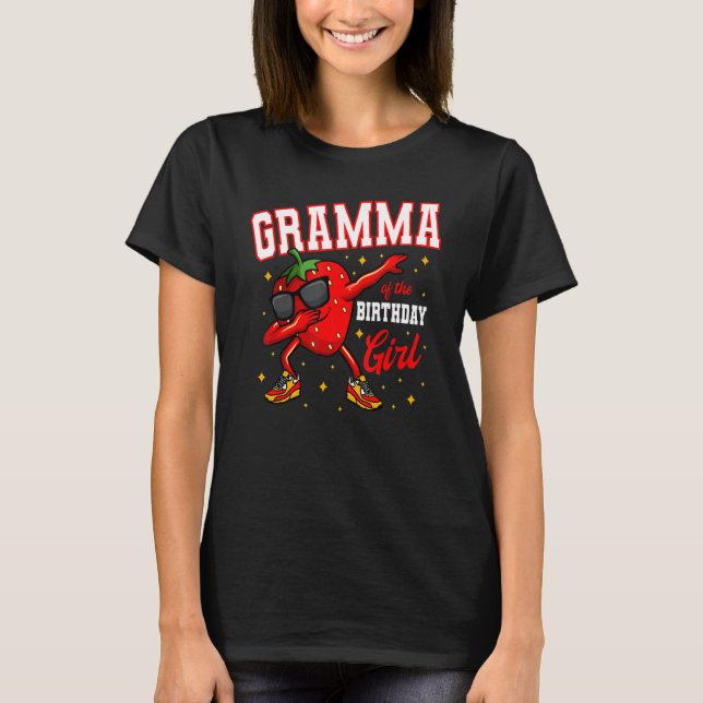 Gramma från Birthday Girl Dabbing Strawberry Bda T Shirt (Framsida)