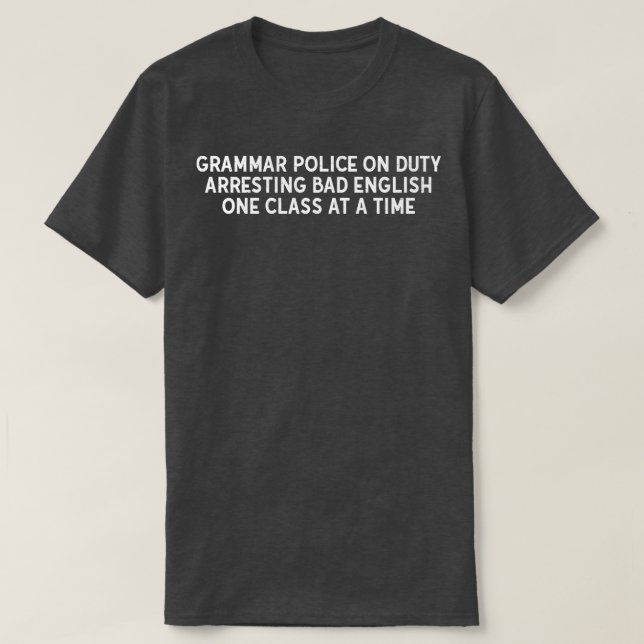 Grammarpolisen i tjänst t shirt (Design framsida)