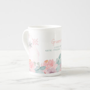 Grammie Winter Wonderland Snöflingor och Blommigt Benporslin Mugg