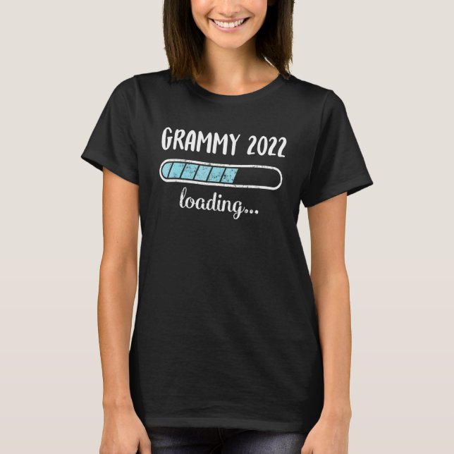 Grammy 2022 Loading Family Friends Humor Trendig P T Shirt (Framsida)