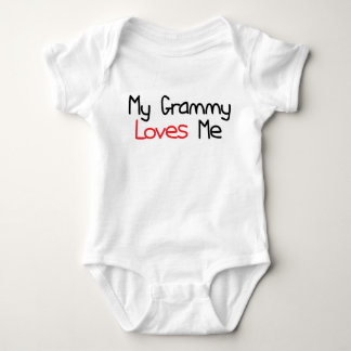 Grammy älskar mig tee