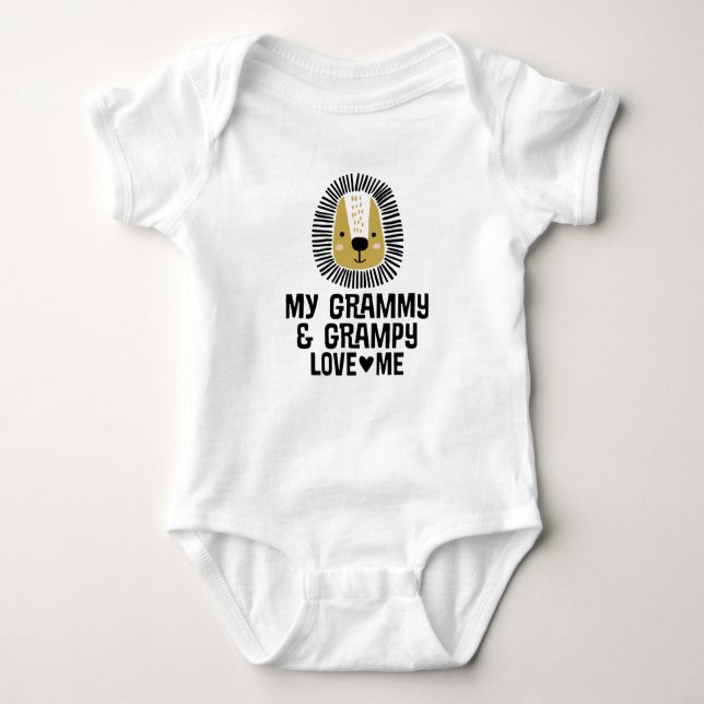 Grammy and Grampy Love Me Grandson Lion T Shirt (Framsida)