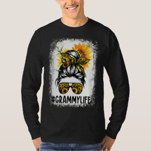 Grammy Life Messy Hair Bun SunblommWomen Mor' T Shirt