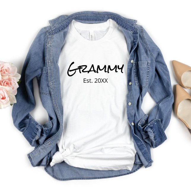Grammy Nana Gigi Grandma Grandmor Personlig T Shirt (Grandmother Personalized T-shirt. Grammy Gigi, Nana, Grandma, Gift for new grandma)