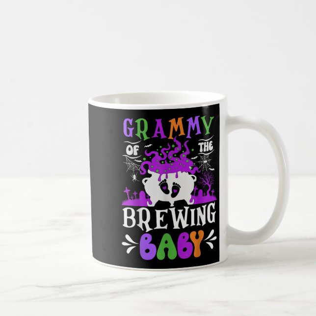 Grammy Of The Brewing Baby Grandma To Be Halloween Kaffemugg (Höger)