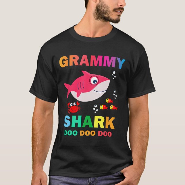 Grammy Shark T Shirt (Framsida)