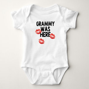 Grammy var här kyssbabybodysuiten tee
