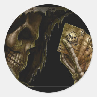 Gråmreglagen spelar upp kort med vinningshandskar runt klistermärke