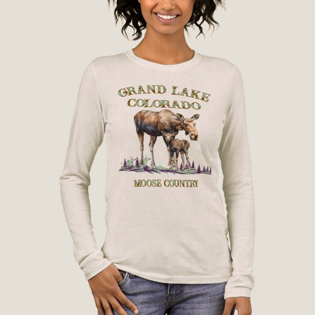 Gran Mama och Baby Moose Spår  T Shirt (Framsida)
