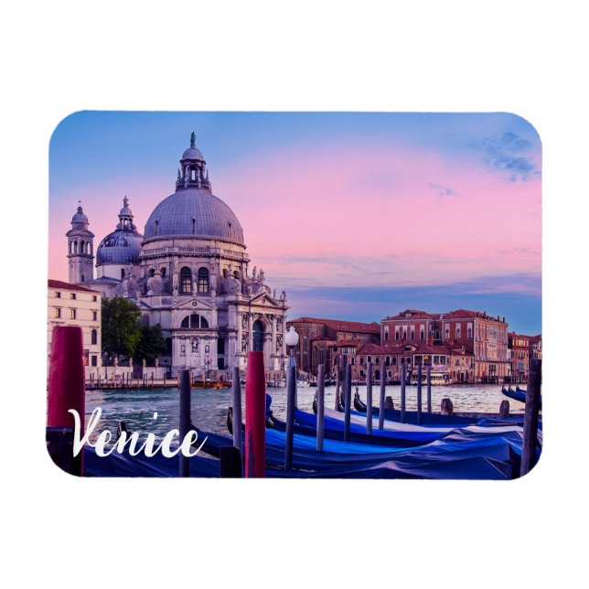 Grand Canal med gondolas och kyrkan i Venedig Magnet (Horisontell)