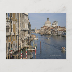 Grand Canal och Santa Maria Della Salute Church Vykort
