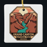 Grand Canyon nationalpark Retro Emblem Julgransprydnad Keramik<br><div class="desc">Stor Canyon-vektorteckningsdesign. Parken är hem för en stor del av storberget Canyon,  där dess lagrade band av rött sten avslöjar miljontals år av geologisk historia.</div>