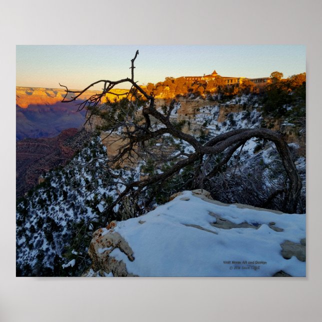 Grand Canyon på vintern med snö i El Tovar Poster (Framsidan)