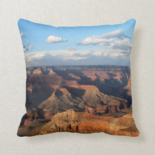 Grand Canyon som ses från södra kant i Arizona Kudde