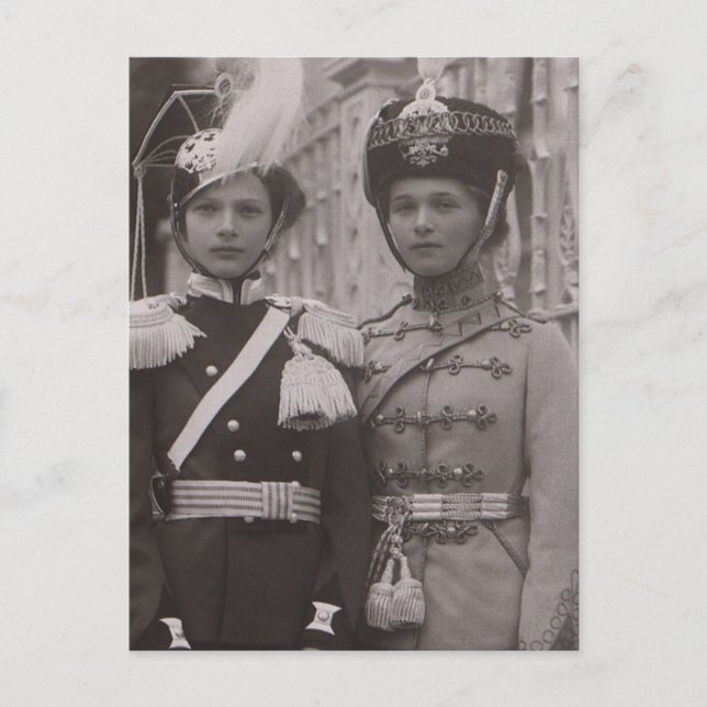 Grand Duchesses Olga & Tatiana i uniform #1 Vykort (Framsida)