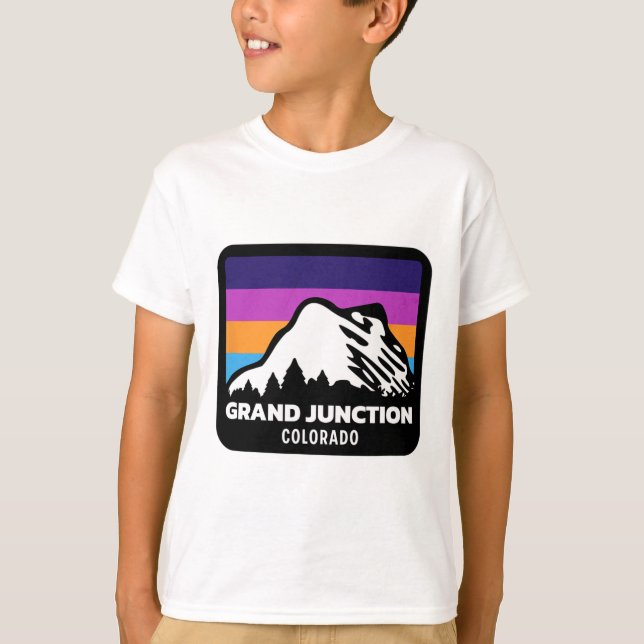 Grand Junction Colorado Skiing Snowboarding Family T Shirt (Framsida)