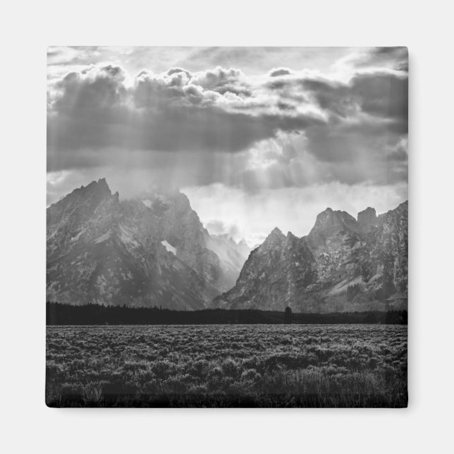 Grand Teton Mountain Range in Black and White Magnet (Framsidan)