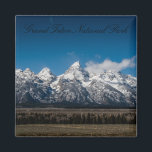 Grand Teton nationalpark Magnet<br><div class="desc">Ta hem skönheten hos Grand Teton-topparna med den här samlingen. Anpassa texten för en personlig-present.</div>
