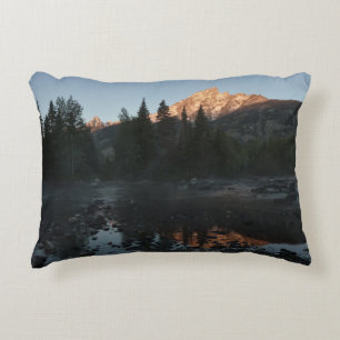 Grand Teton Sunrise i Cottonwood Bäck Prydnadskudde