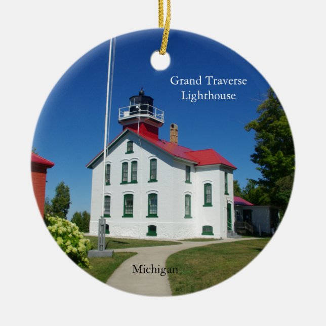 Grand Traverse Lighthouse-ornament Julgransprydnad Keramik (Framsidan)