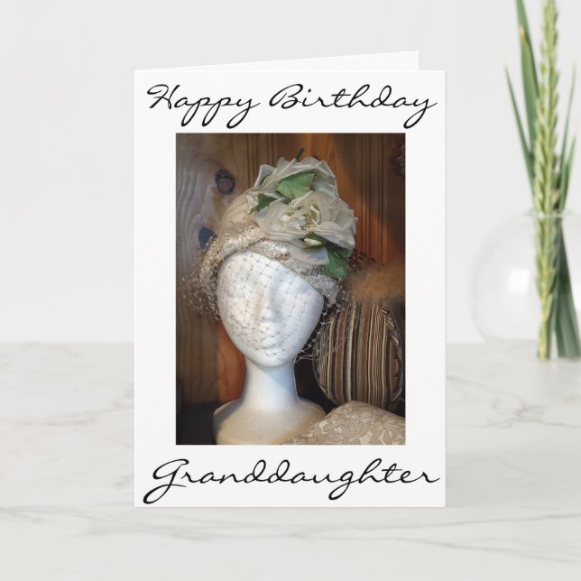 **GRANDDAUGHTER" OCH EN MYCKET LÅG DAM = BIRTHDAG KORT (Framsida)