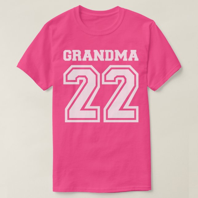 Grandma 2022 for gravid Notice T Shirt (Design framsida)