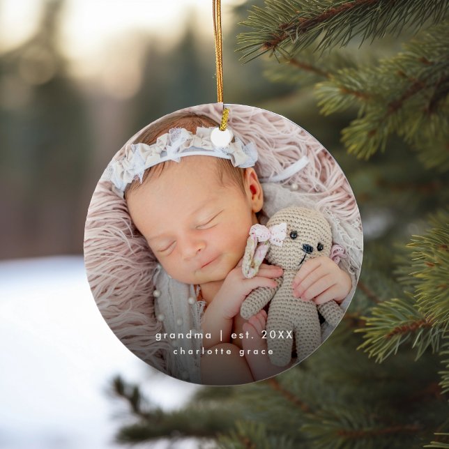 Grandma-År etablerat Baby Keepsaké Julgransprydnad Keramik (Skapare uppladdad)