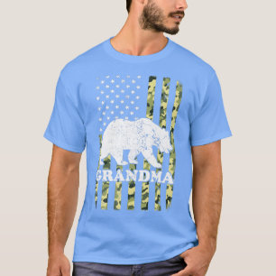 Grandma Bear Camping Hiking Camouflage Förenta sta T Shirt