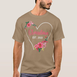Grandma Est 2022 Grandma to be, Gravid Announc T Shirt