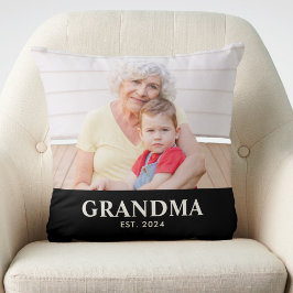 Grandma Established Modern Bold Photo Kudde