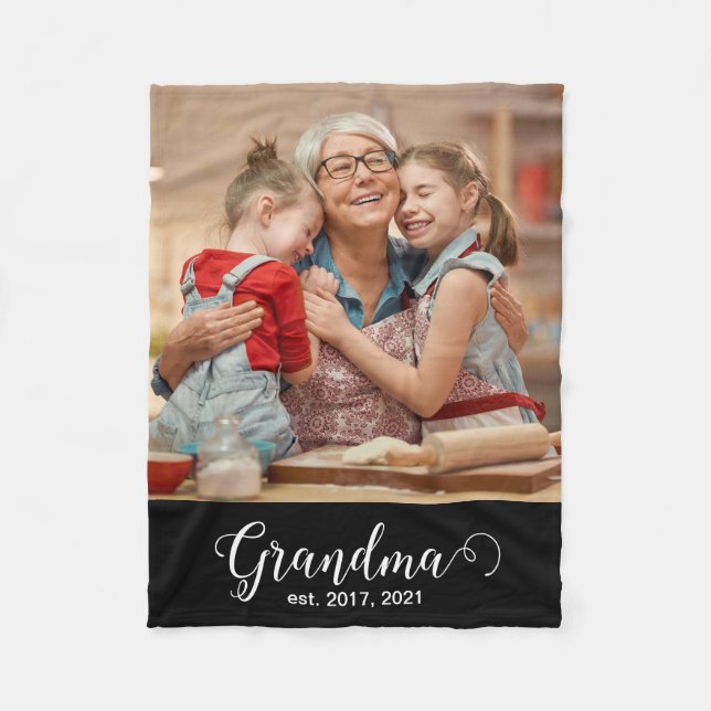 Grandma Established Script Gift Photo Fleecefilt (Framsidan)