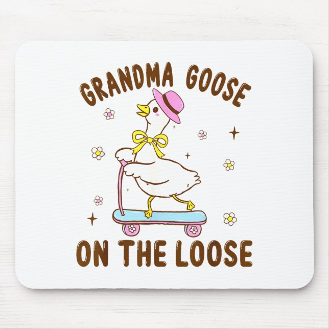 Grandma Goose On The Loose Funny Birthday Matching Musmatta (Framsidan)