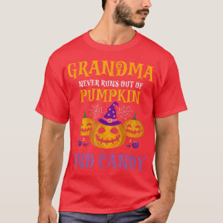 GRANDMA har aldrig lämnat Springa från Pumpkin & C T Shirt