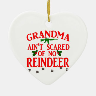 Grandma Har Ran Over Julgransprydnad Keramik