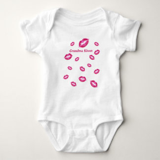 Grandma Kisses Red Läppar T Shirt