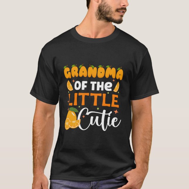 Grandma Little Cutie Baby Shower Orange Py T Shirt (Framsida)