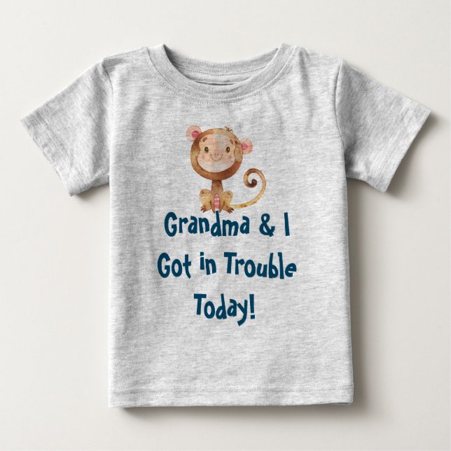 Grandma och I Har in Trouble Quote Funny Monkey T Shirt (Framsida)