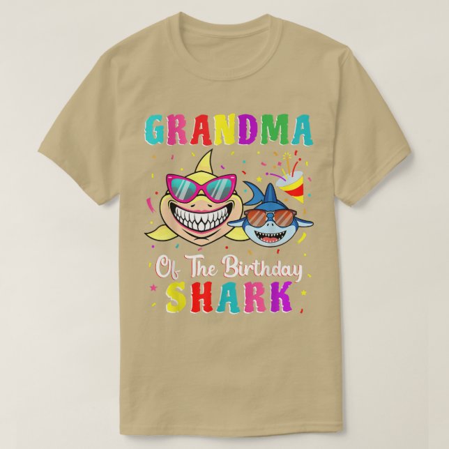 Grandma Of The Shark Birthday Family Birthday Gran T Shirt (Design framsida)