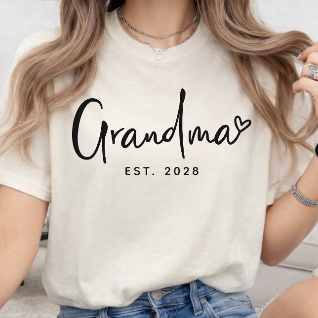 Grandma | Personalized Elegant Script Grandmother T Shirt (grandma shirt, new grandma gift, pregnancy reveal shirt, baby announcement shirt, grandma to be,)