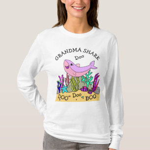 Grandma Shark Doo Doo Family T Shirt