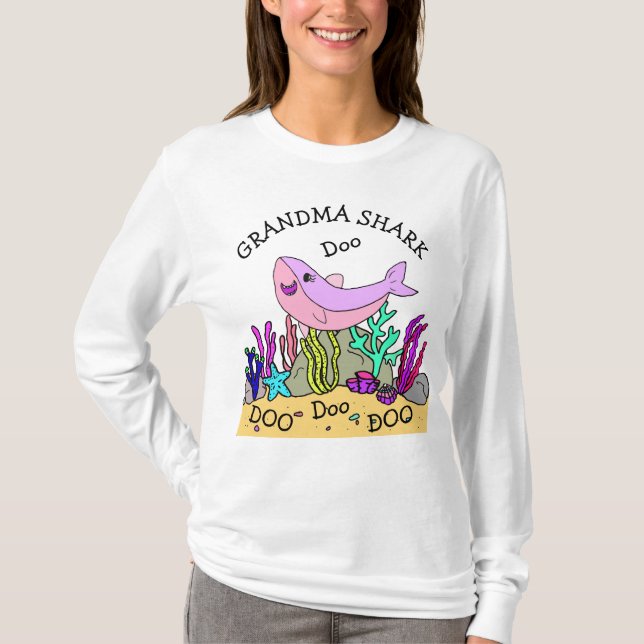 Grandma Shark Doo Doo Family T Shirt (Framsida)