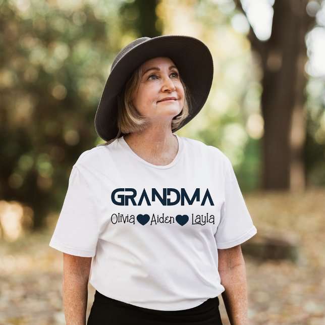 Grandma Shirt with Barnbarn Namn,Grandma Gifts T Shirt (Skapare uppladdad)