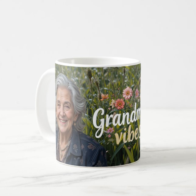 Grandma Vibes Kaffemugg (Framsida vänster)