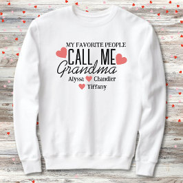 Grandma with Red Hearts & Barnbarn Namn T Shirt