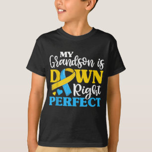 Grandpa Grandma från Down Syndrome Grandson Trisom T Shirt