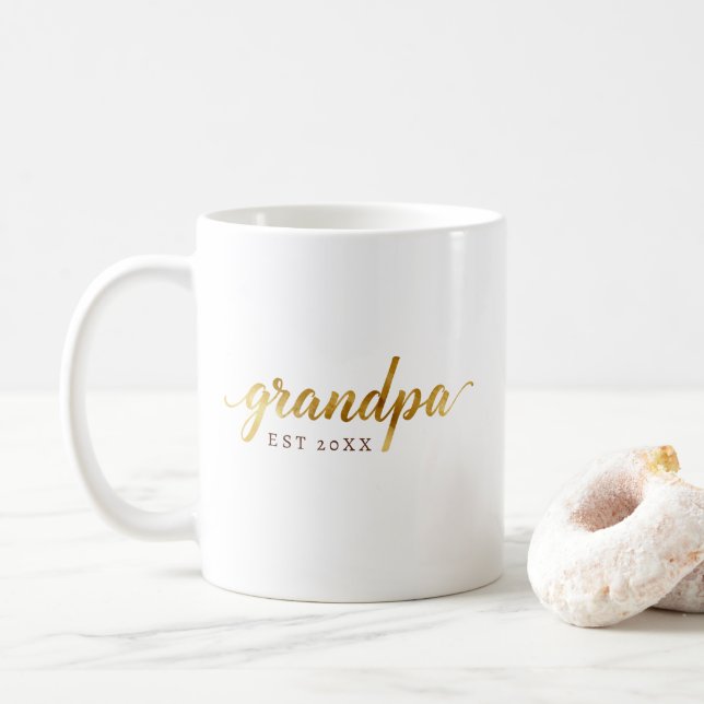 Grandpa Mug | Personalized “EST” Baby Announcement Kaffemugg (Med munk)