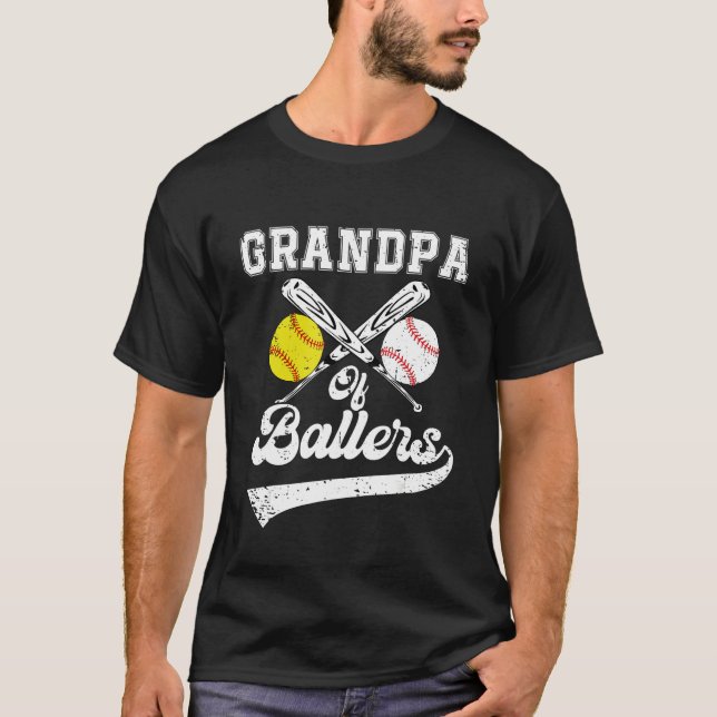 Grandpa Of Ballers Softball Baseball Player Father T Shirt (Framsida)
