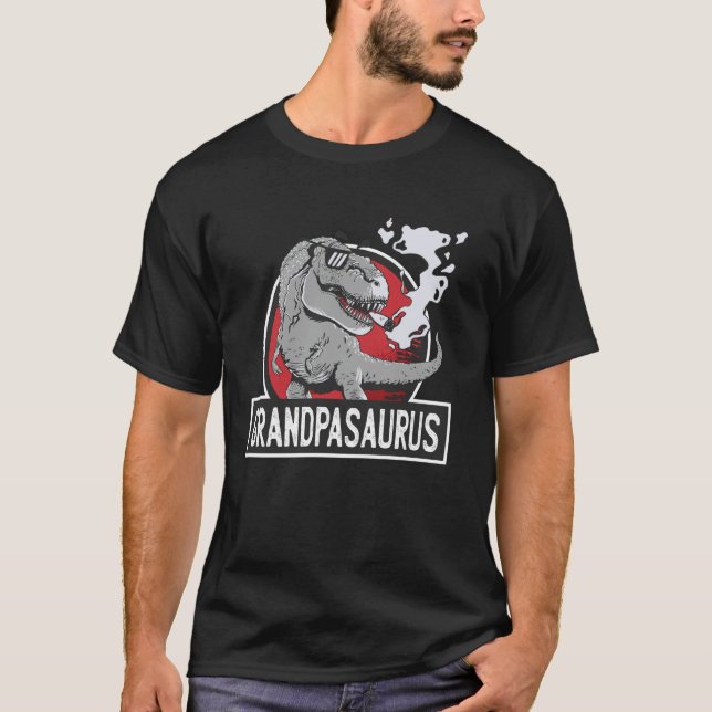 Grandpasaurus Dinosaurie T Shirt (Framsida)