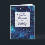 Grandson Birthday Stars i Galaxy Himmel Kort<br><div class="desc">Det här kortet har en lysande galaxi himmel fylld med dubbla stjärnor, som fångar universums och skönhet. Framsidan visar ett eget namn, lägger till en personlig beröring till designen och skapar den särskilt meningsfull för barnbarnbarnsdagen. I den kosmiska bakgrunden framhävs det högtidliga budskapet, där rymdens vidd blandas med ett hjärtligt...</div>