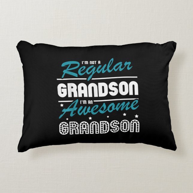 Grandson Gift | Im Ej en vanlig morson Prydnadskudde (Framsidan)